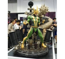 XM Studios Premium Collectibles Electro Statue